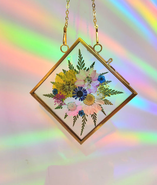 Diamond Bouquet - Fractal Floral Suncatcher
